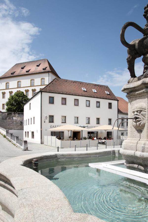Hotelgasthof Bayerischer Hof 苏尔茨巴赫·罗森堡 外观 照片