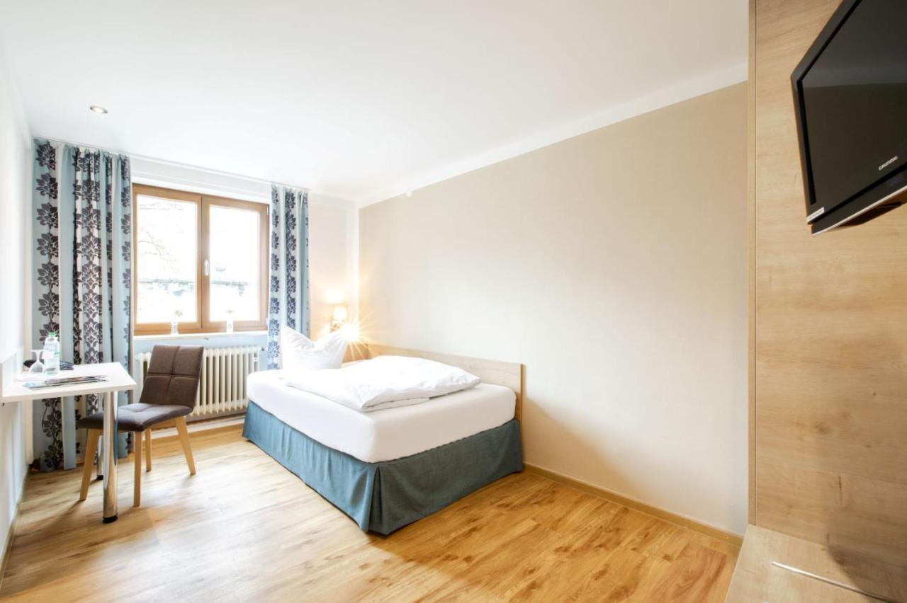 Hotelgasthof Bayerischer Hof 苏尔茨巴赫·罗森堡 外观 照片