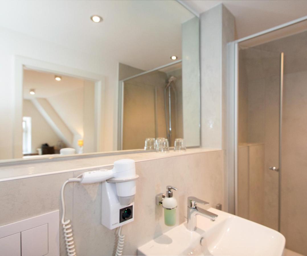 Hotelgasthof Bayerischer Hof 苏尔茨巴赫·罗森堡 外观 照片