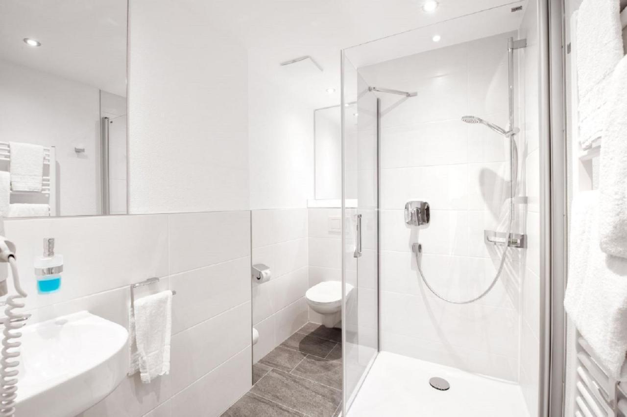 Hotelgasthof Bayerischer Hof 苏尔茨巴赫·罗森堡 外观 照片