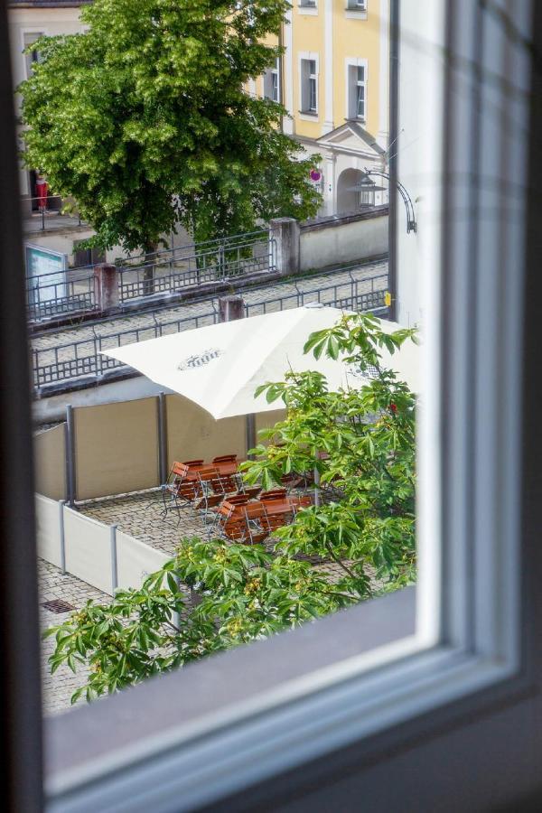 Hotelgasthof Bayerischer Hof 苏尔茨巴赫·罗森堡 外观 照片