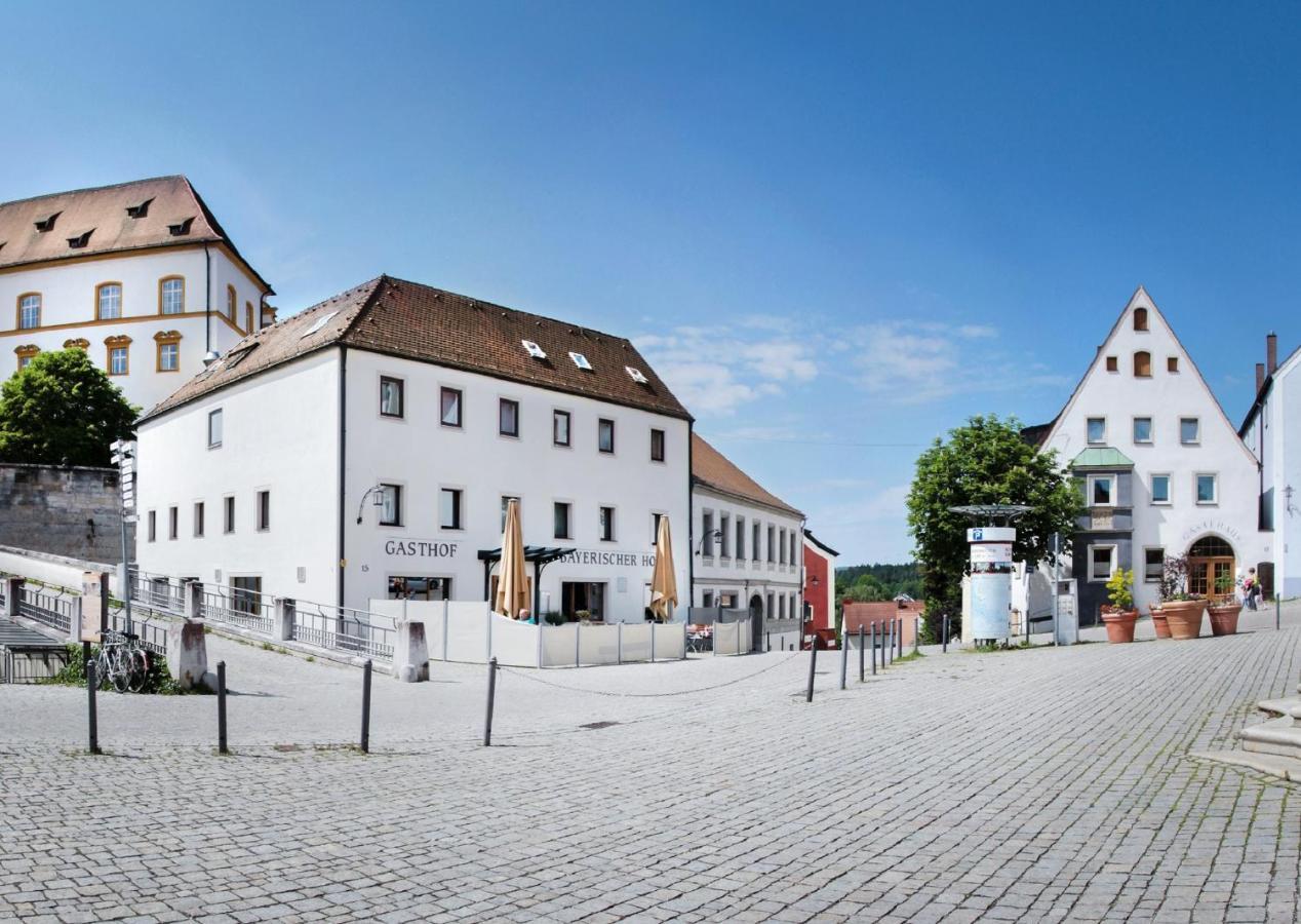 Hotelgasthof Bayerischer Hof 苏尔茨巴赫·罗森堡 外观 照片