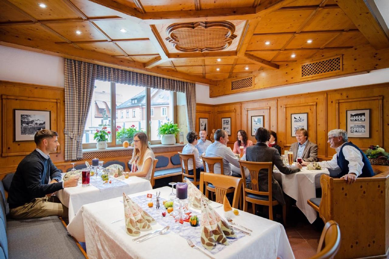 Hotelgasthof Bayerischer Hof 苏尔茨巴赫·罗森堡 外观 照片
