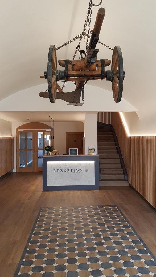 Hotelgasthof Bayerischer Hof 苏尔茨巴赫·罗森堡 外观 照片